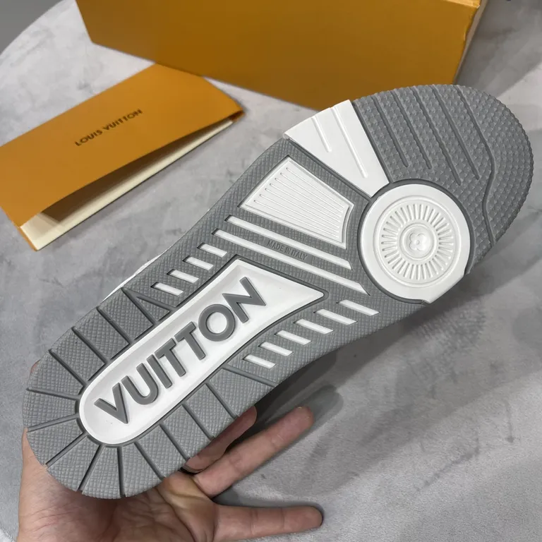 Louis Vuitton Shoe 